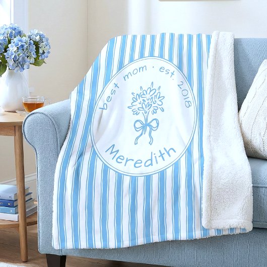 Couverture Sherpa Bleu Fantaisiste à Rayures Blanches Maman Préparée