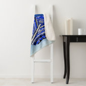 Couverture Sherpa Blue Tribal Stingrays (En situation)