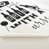 Couverture Sherpa Boire en toute sécurité avec une infirmière (3/4)