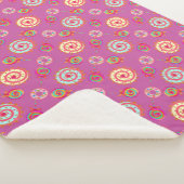 Couverture Sherpa Bonbons et gâteaux rose (3/4)