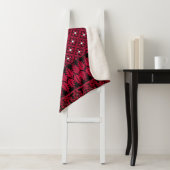 Couverture Sherpa Broderie palestinienne Tatreez design imprimé (En situation)