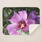 Couverture Sherpa Bumblebebe sur la fleur d'Hibiscus (Devant (Horizontal))