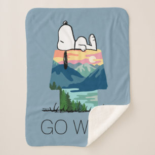 Couverture Sherpa cacahuètes   Snoopy Dog House Sunrise