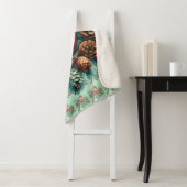 Couverture Sherpa Cardinal on Pine Branch with Winter Berries (En situation)