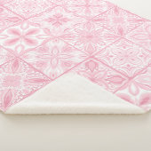 Couverture Sherpa Carreaux ornés en rose (3/4)