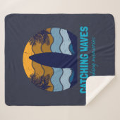 Couverture Sherpa Catching Waves Retro Surboard Beach Art (Devant (Horizontal))
