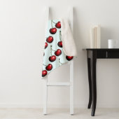 Couverture Sherpa Cerises Rouges (En situation)