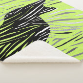 Couverture Sherpa Chat noir en herbe folle (3/4)