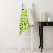 Couverture Sherpa Chat noir en herbe folle (En situation)