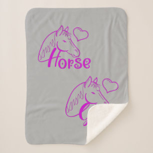 Couverture Sherpa Cheval fille en violet avec tête de cheval Police