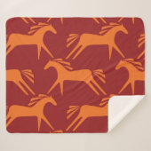 Couverture Sherpa Chevaux : Beauté équestre rouge sans mer. (Devant (Horizontal))