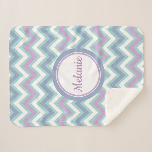 Couverture Sherpa Chevron coloré monogramme (Devant (Horizontal))