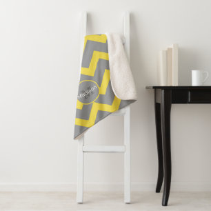 Couverture Sherpa Chevron jaune gris motif lignes rayures Monogramme