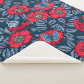 Couverture Sherpa Chien rose et papillons en bleu et rouge (3/4)