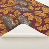 Couverture Sherpa Chouettes d'automne sur rouge foncé (3/4)