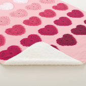 Couverture Sherpa Cinq rangées et colonnes de coeurs tricotés (3/4)