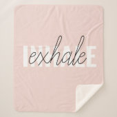 Couverture Sherpa Citation moderne Pastel Pink Inhale Exhale (Devant)