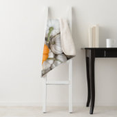 Couverture Sherpa Citrouilles fantômes avec un orange sournois (En situation)