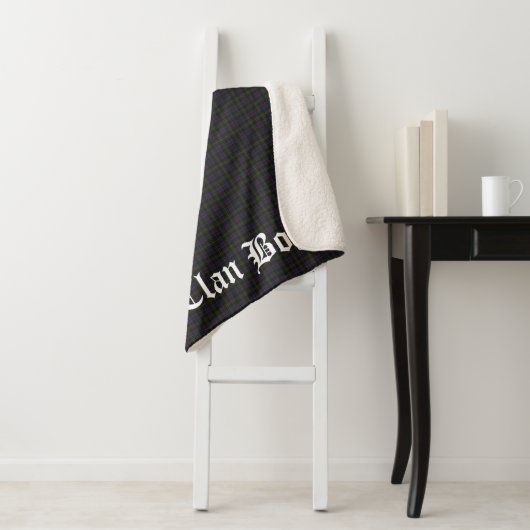 Couverture Sherpa Clan Boyle Tartan (En situation)