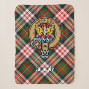 Couverture Sherpa Clan Carnegie Crest sur la robe Tartan