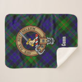 Couverture Sherpa Clan Gunn Crest sur Tartan (Devant (Horizontal))