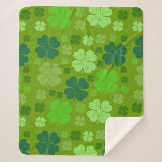 Couverture Sherpa Clovers verts, Lucky Clovers, Saint Patrick's Day (Devant)