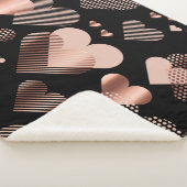 Couverture Sherpa Coeurs d'or rose, noir vintage. (3/4)