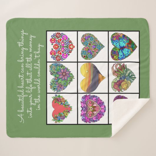 Couverture Sherpa Collage of Painted Hearts (on green), with Quote (Devant (Horizontal))