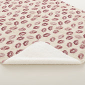 Couverture Sherpa Cream Burgundy Red Lips Kisses (3/4)