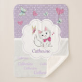Couverture Sherpa Cuisine chaton blanc avec papillon au pastel (Devant)