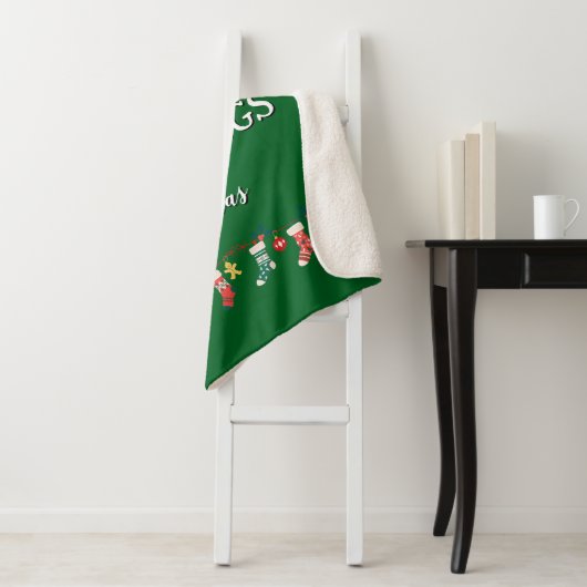Couverture Sherpa Customizable Sherpa Blanket Green Christmas Gift (En situation)