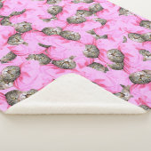 Couverture Sherpa Cute Chat dans un Motif Casquette rose Random (3/4)