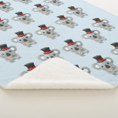 Couverture Sherpa Cute Koala dans un chapeau noir (3/4)