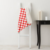 Couverture Sherpa Damier rouge visuel classique (En situation)