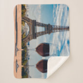 Couverture Sherpa Deux verres de vin avec la tour Eiffel (Devant)