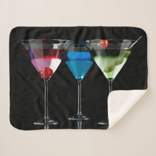 Couverture Sherpa Différents cocktails dans des lunettes à martini n