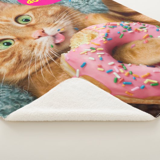 Couverture Sherpa Donateur mangeant des chats (3/4)