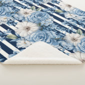 Couverture Sherpa Douche de Mariage Fleurs en Rayures Bleu Marine (3/4)