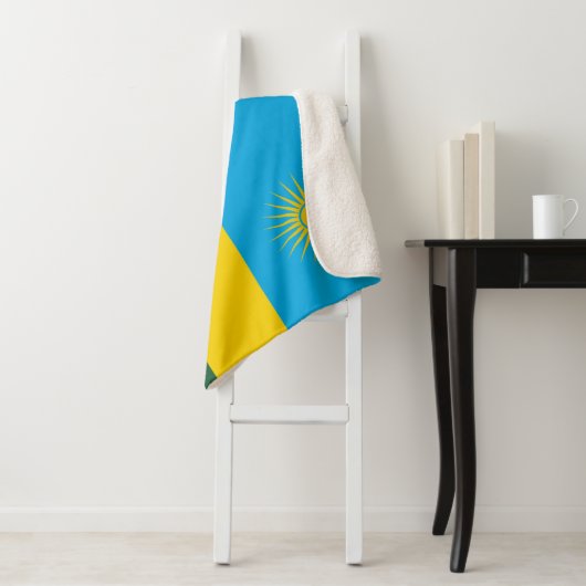 Couverture Sherpa Drapeau du Rwanda (En situation)