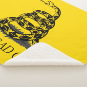 Couverture Sherpa Drapeau Gadsden jaune classique Ne marchez pas sur (3/4)