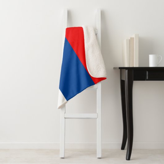 Couverture Sherpa Drapeau russe (En situation)