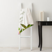 Couverture Sherpa Écriture Florale Romains 8:28 (En situation)