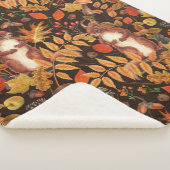 Couverture Sherpa Écureuils automnaux et flore sur brun foncé (3/4)