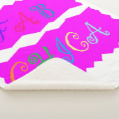 Couverture Sherpa FAB CHICA logo en relief look rouge à lèvres rose (3/4)