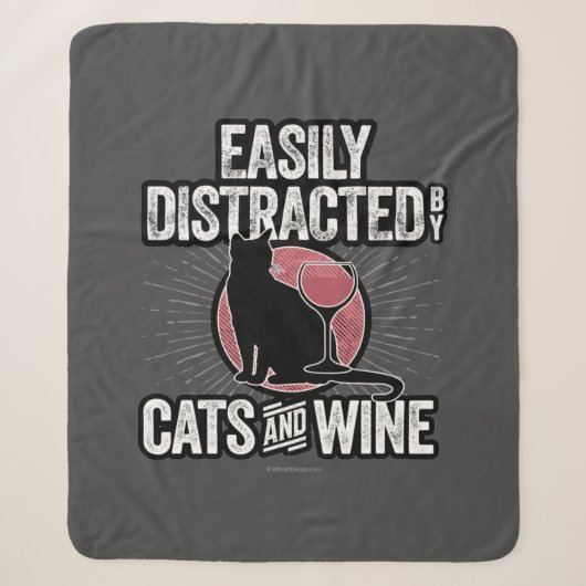Couverture Sherpa Facilement distrait par les chats et le vin (Devant)