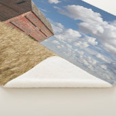 Couverture Sherpa Farms | Old Red Barn in Wheat Field (3/4)
