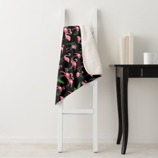 Couverture Sherpa Flamingos Love Pattern 4 (En situation)