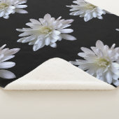 Couverture Sherpa Fleurs blanches motifs de marguerite (3/4)