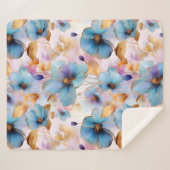 Couverture Sherpa Fleurs bleues éthérées dans les pastels doux Encre (Devant (Horizontal))