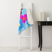 Couverture Sherpa Fleurs heureuses ciel bleu clair (En situation)
